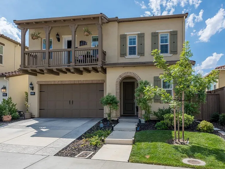 5024 Verona Dr — Photo 1