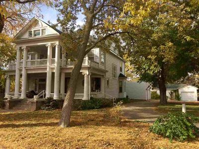 411 John St, Alma, NE, 68920