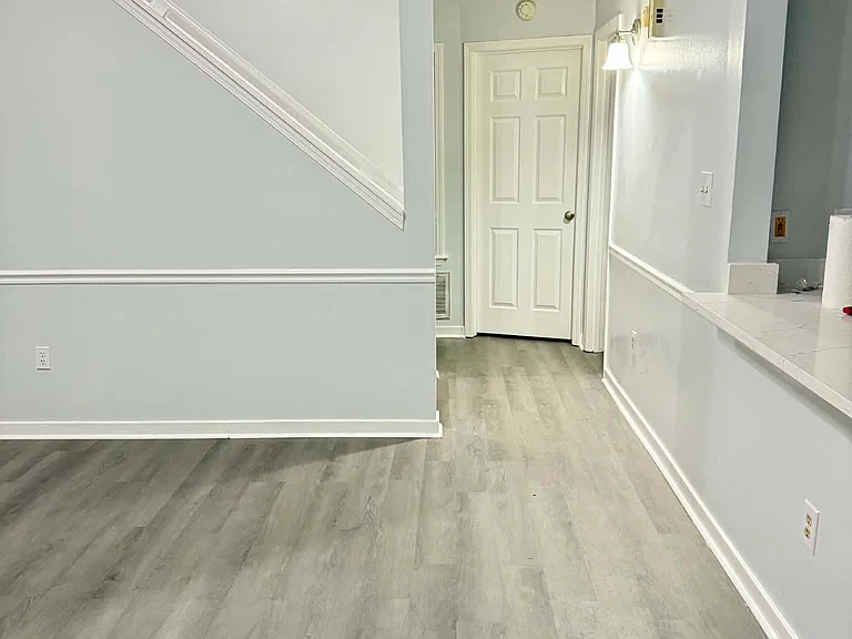 146 Ripon Ct — Photo 11