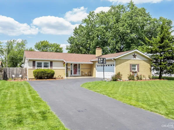 926 Cherokee Dr, Darien, IL 60561