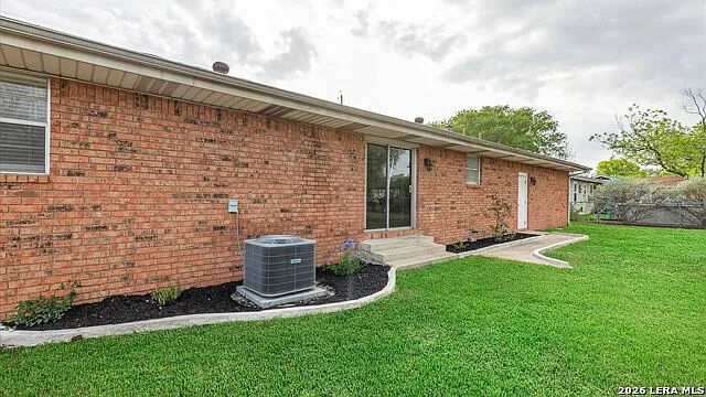 273 Meadow Ave — Photo 25