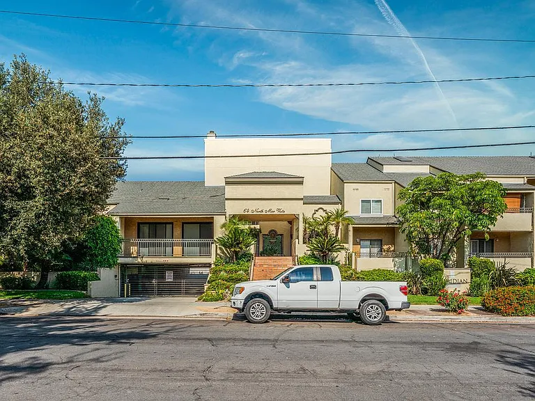 64 N Mar Vista Ave #230 — Photo 20