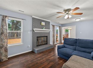 2304 Apple Tree Cres, Virginia Beach, VA 23456