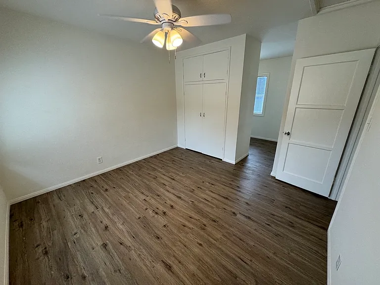 2014 N Parish Pl #2018 — Photo 26
