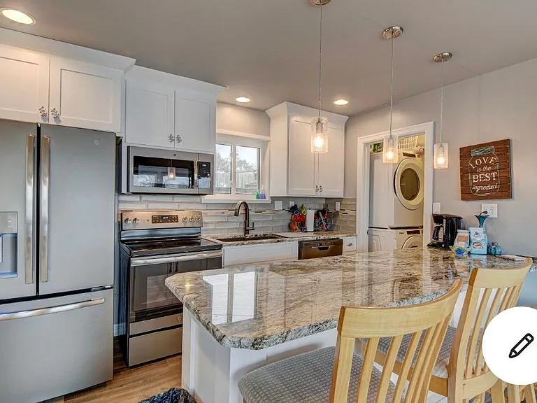 17316 Iris Cir — Photo 5
