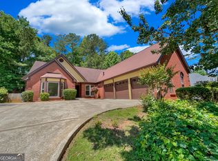 421 Thornbush Trce, Lawrenceville, GA