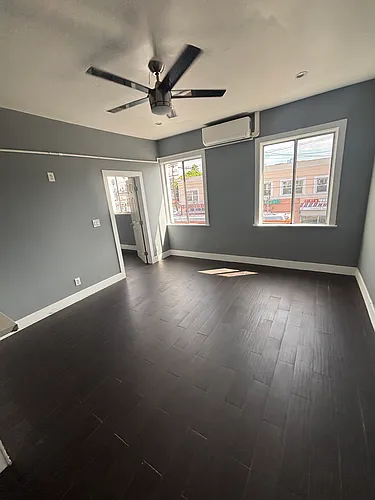 1303 S Vermont Ave #6 Photo 1
