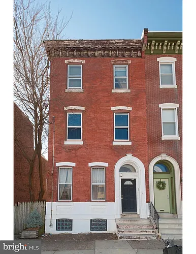 2210 E York St #12-3F Photo 1