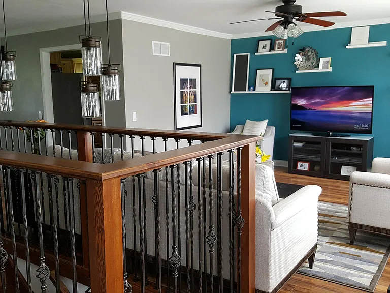 860 Driftwood Ave — Photo 4