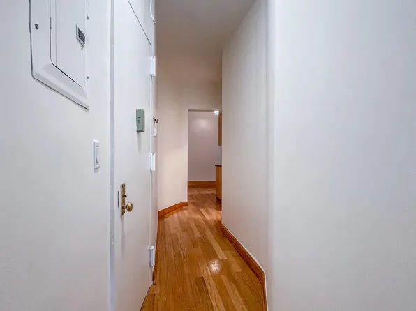 224 Pacific Street image 12 of 13