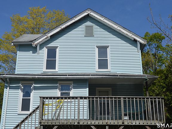 4th image of 284 Main Street