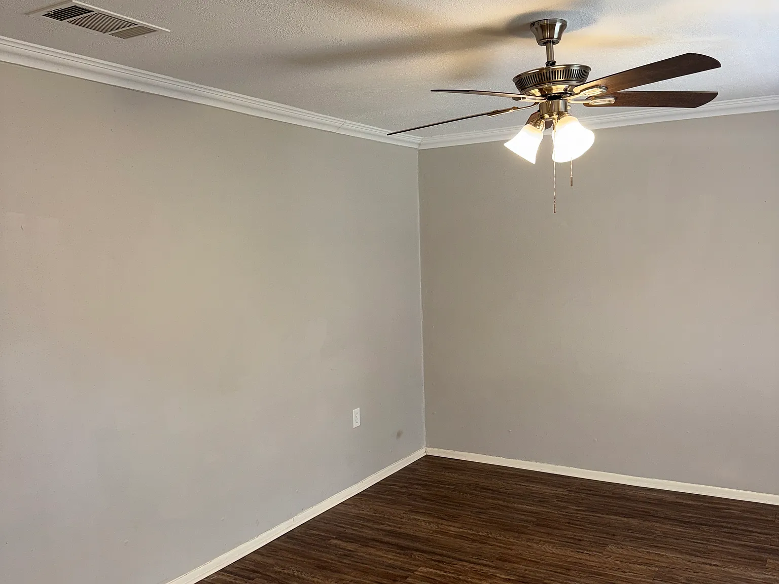 5635 Fountainwood San Antonio TX 78233 — Photo 2