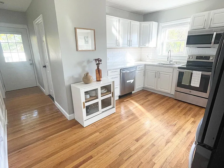 17 Frederick St #1 — Photo 36