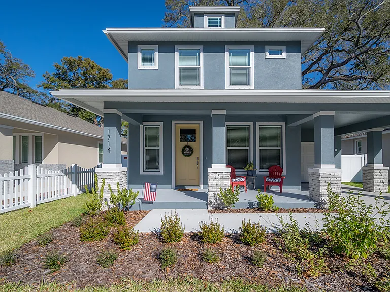 1714 E Lambright St — Photo 1