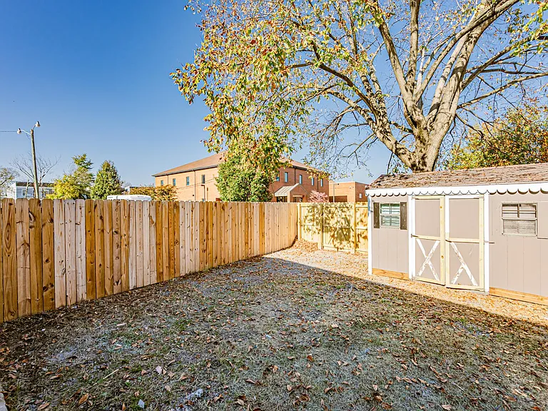 2822 Q St — Photo 48