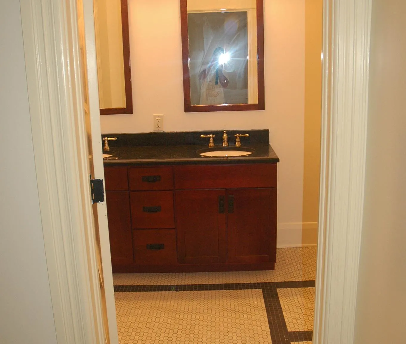 3 bed, 1800 sqft, $2,950 — Photo 4