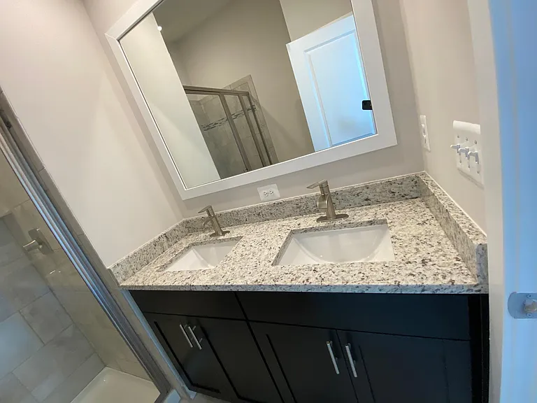 2106 Devine Rd — Photo 13