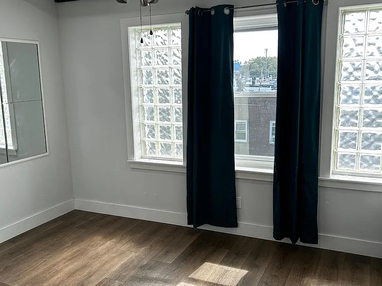 1333 W Porter St #3 — Photo 4