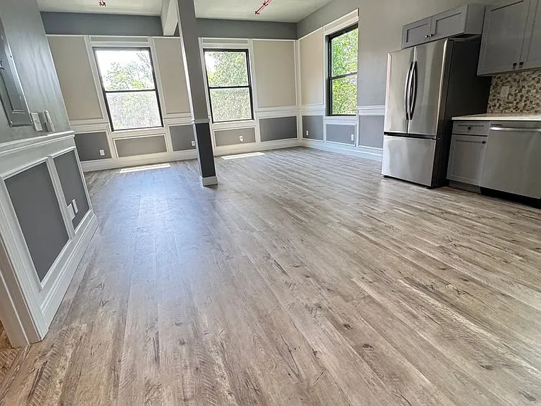 70 Webster St #211 — Photo 1