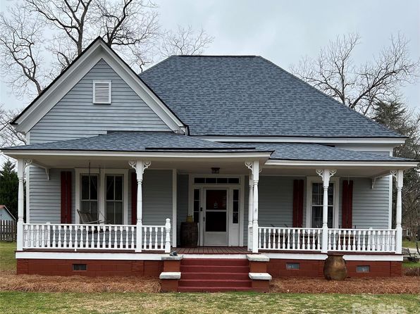 818 Calhoun St, Johnston, SC 29832