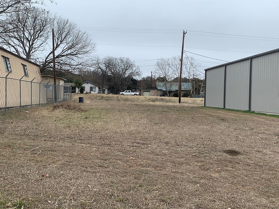 2nd image of 3356 Junction Hwy