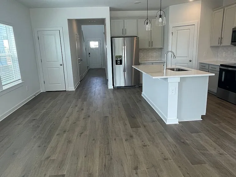 3108 Citrine Dr — Photo 10
