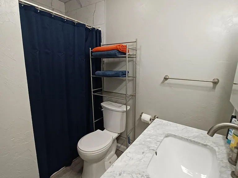 1701 W 8th Ave — Photo 10