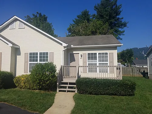47 Cypress Villa Ln Photo 1