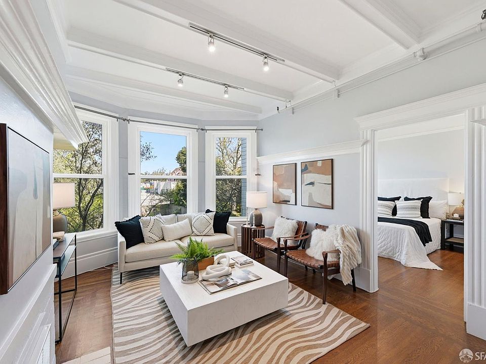 1st image of 1452 Waller St #2