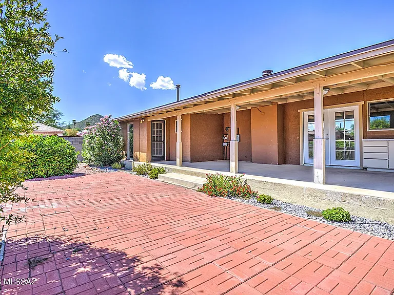 2891 W Saint Tropaz Ave — Photo 30