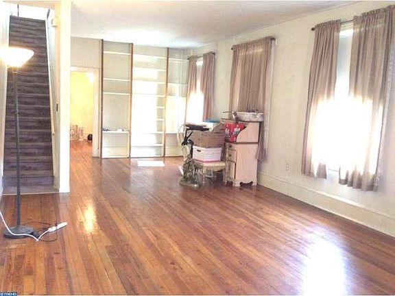 2nd image of 4500 Longshore Ave