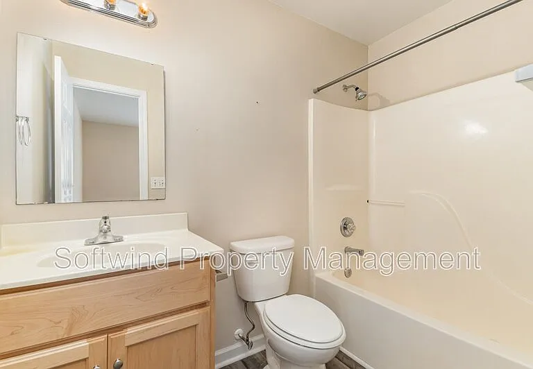 1519 Elmwood Ave — Photo 21