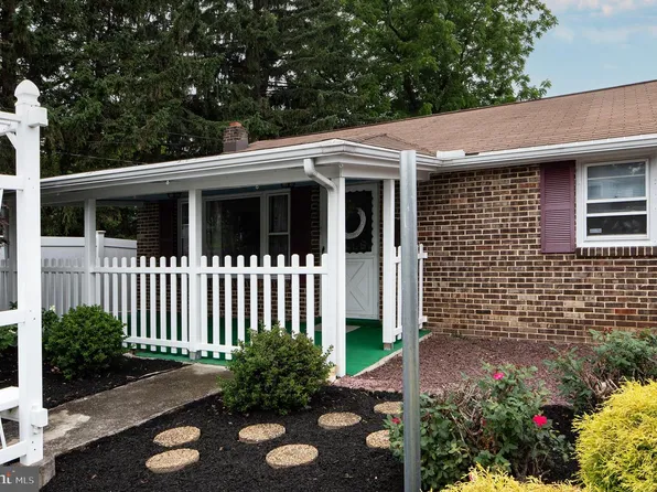 831 Main St, Steelton, PA 17113