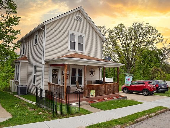 2nd image of 800 Romine Ave