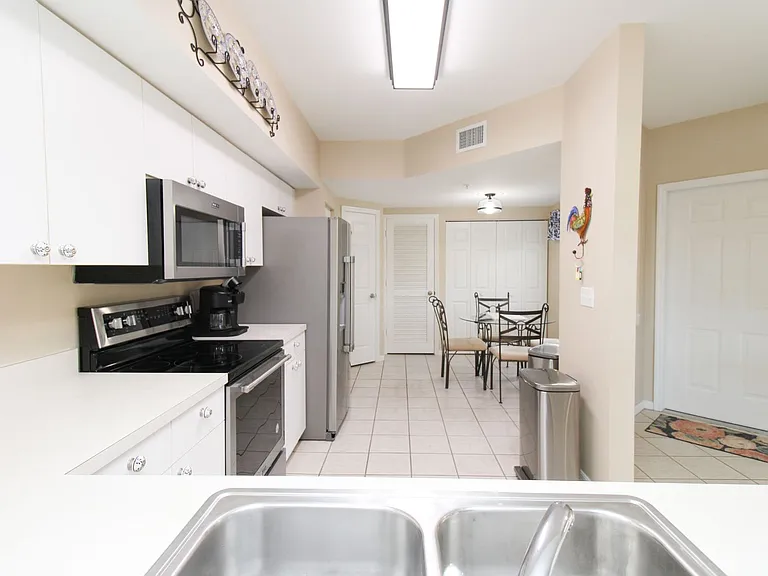 5025 Cedar Springs Dr #102 — Photo 37