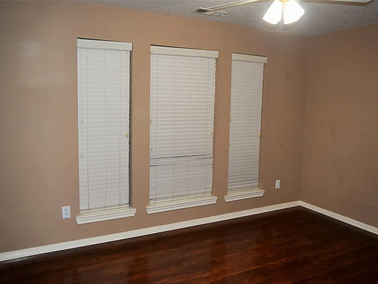 731 Annies Way — Photo 21