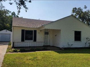 4840 6th St, Port Arthur, TX 77642