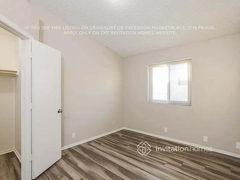 15306 N 85th Dr — Photo 12