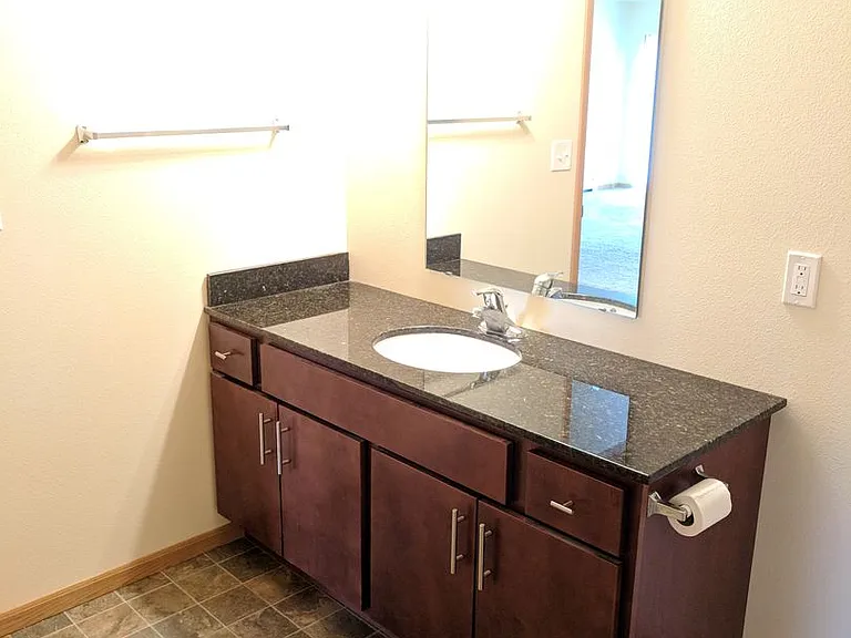 West Lake III Apartments — Photo 59