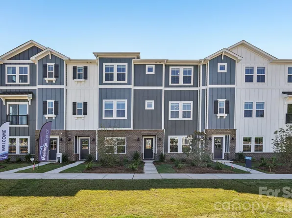 355 Golden Maple Ct, Fort Mill, SC 29708