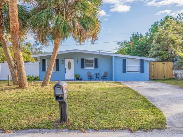 3152 Karen Ave, Largo, FL 33774