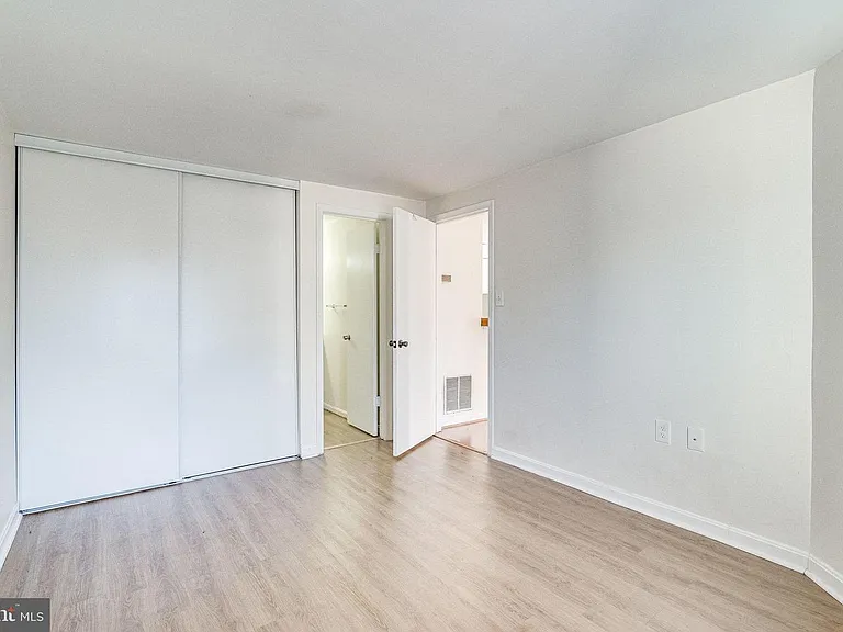 4418 Pembrook Village Dr — Photo 14