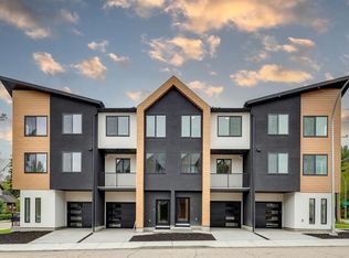 97 E 23rd St NW, Calgary, AB T2N5A8