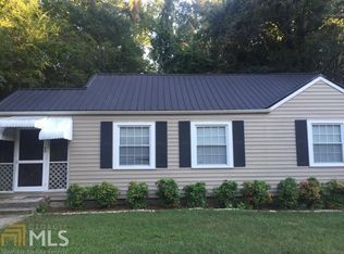 52 4th St, Newnan, GA 30263