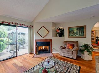 215 E Chestnut Ave UNIT B, Monrovia, CA 91016