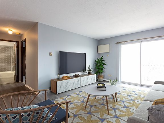 4th image of 315 Marengo Ave APT 6C