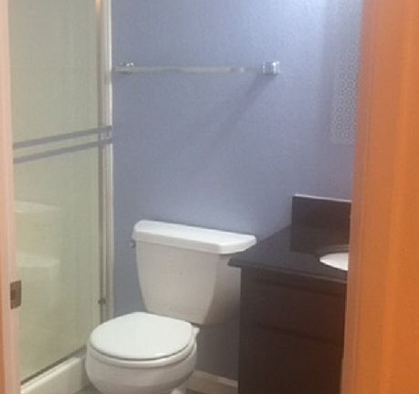 4th image of 3216 Oak Ct