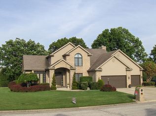 50638 Hedgewood Ct, Granger, IN 46530