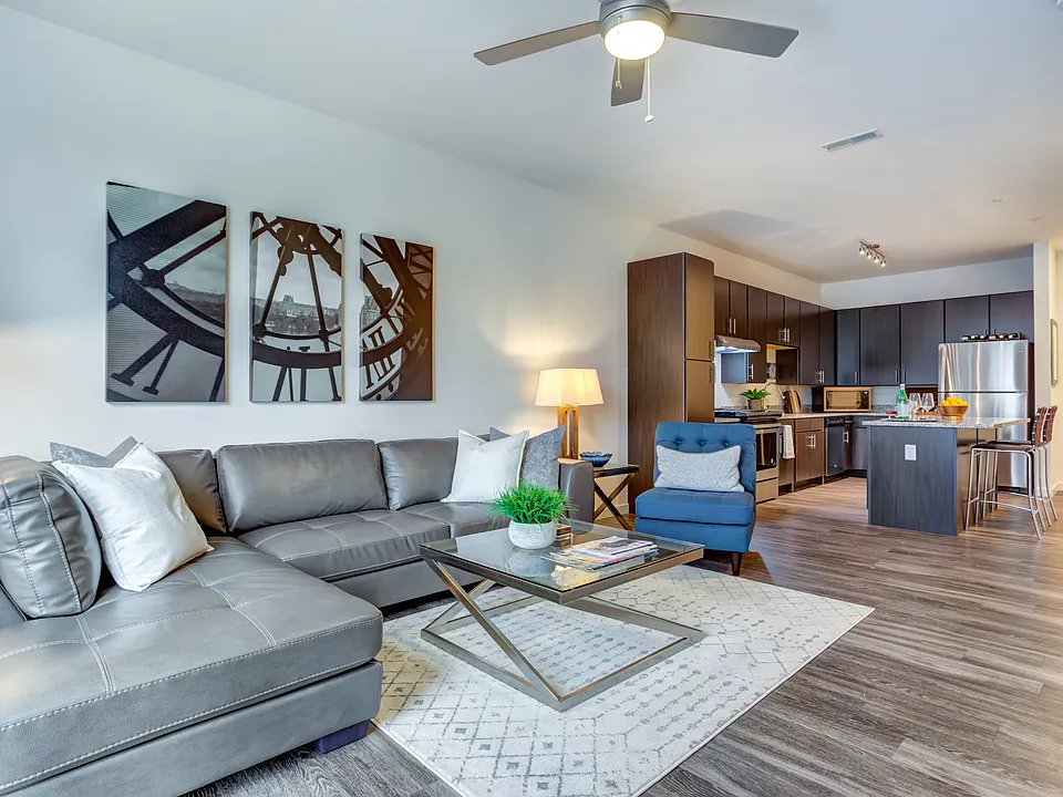 Sunnen Station Apartments apartments community photo