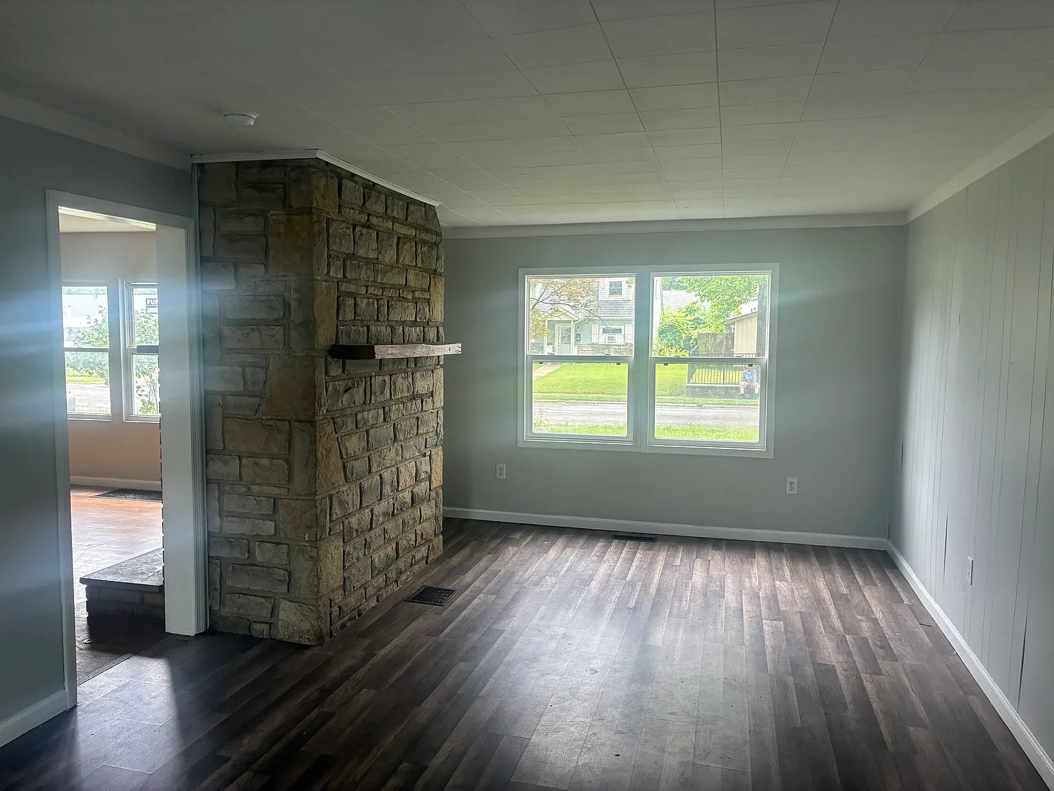 4 bed, 1800 sqft, $1,795 — Photo 4